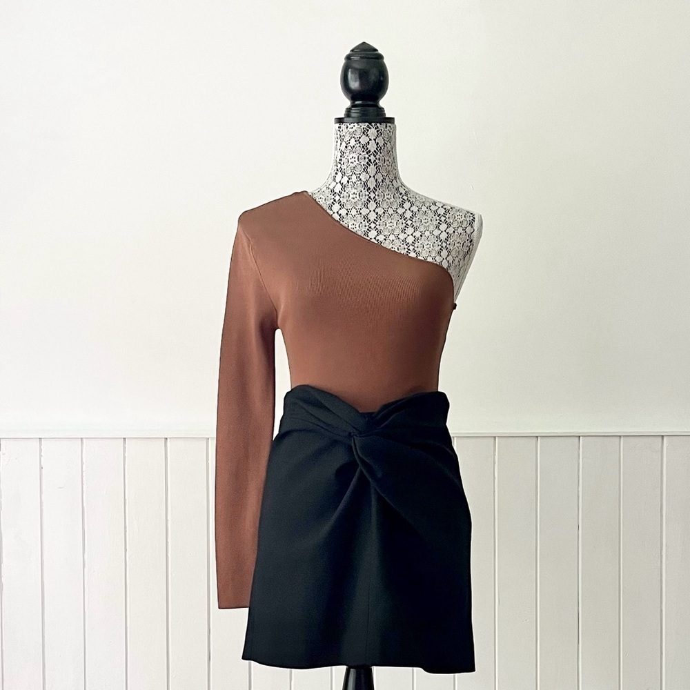 Zara Black Knot Front Mini Skirt Size M